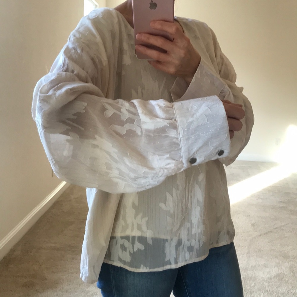 Cream top XL - Picture 3 of 16